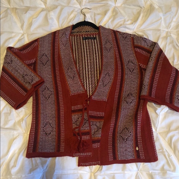 Stone Row Sweater/Poncho - Picture 3 of 6